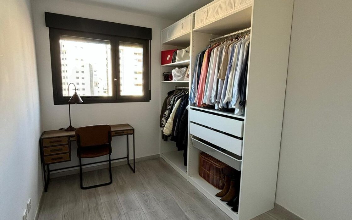 Апартаменты 86 кв.м в Аликанте у моря с террасой