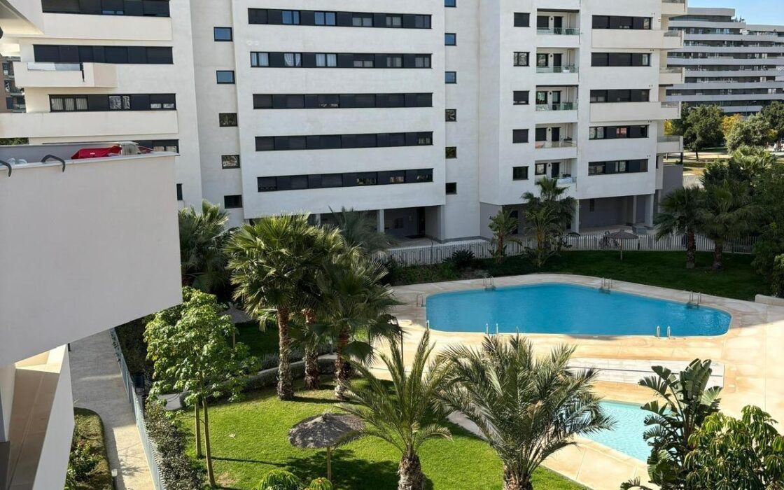 Апартаменты 86 кв.м в Аликанте у моря с террасой