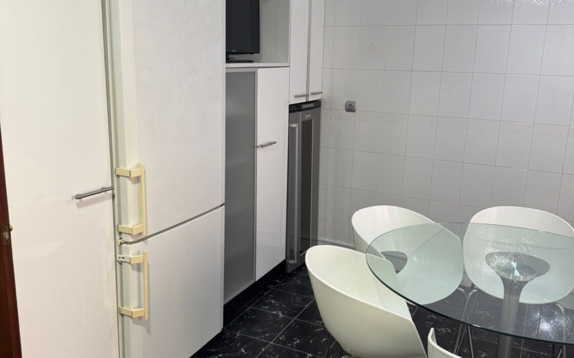 Квартира в Торревьехе 3 спальни 500 м до моря с террасой