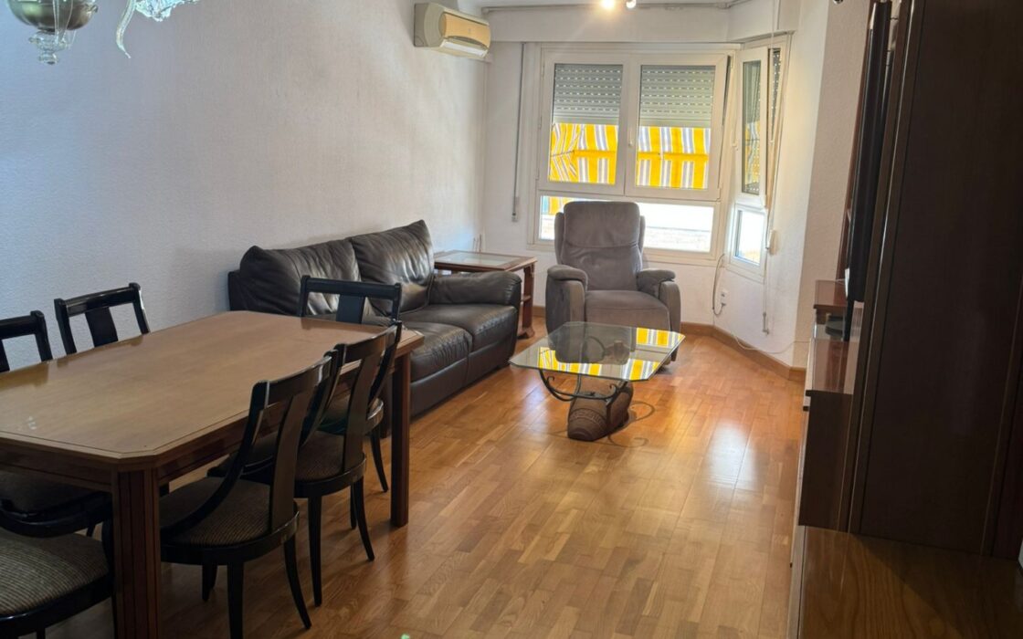 Квартира в Торревьехе 3 спальни 500 м до моря с террасой