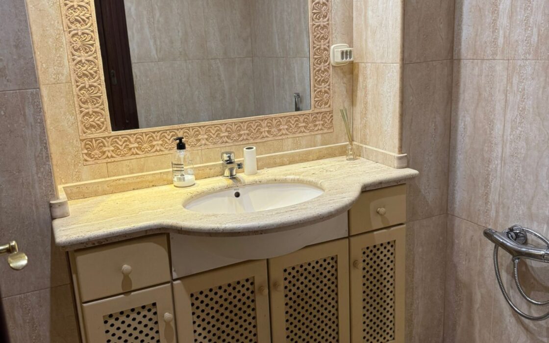 Квартира в Торревьехе 3 спальни 500 м до моря с террасой