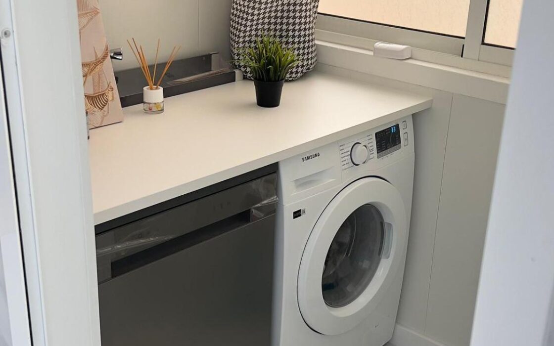 Затишна 2-кімнатна квартира в Плая-Фламенка біля моря 50 кв.м