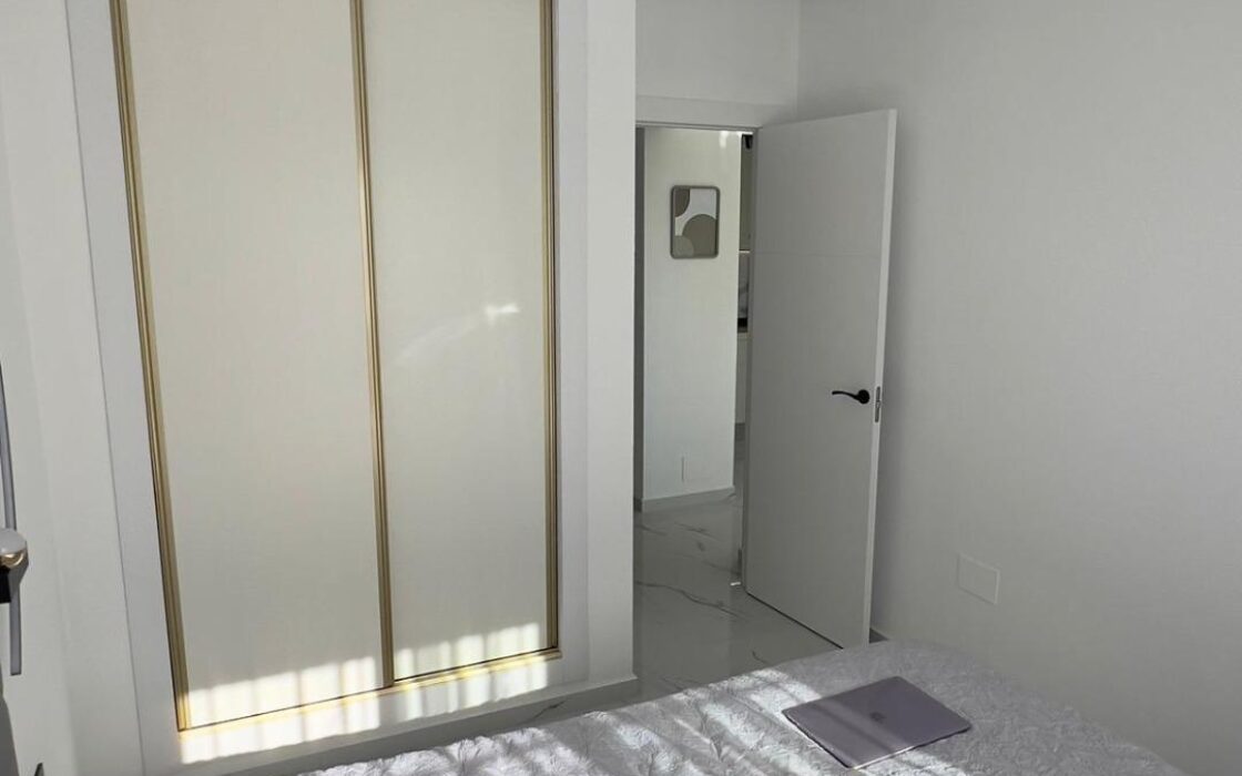 Затишна 2-кімнатна квартира в Плая-Фламенка біля моря 50 кв.м