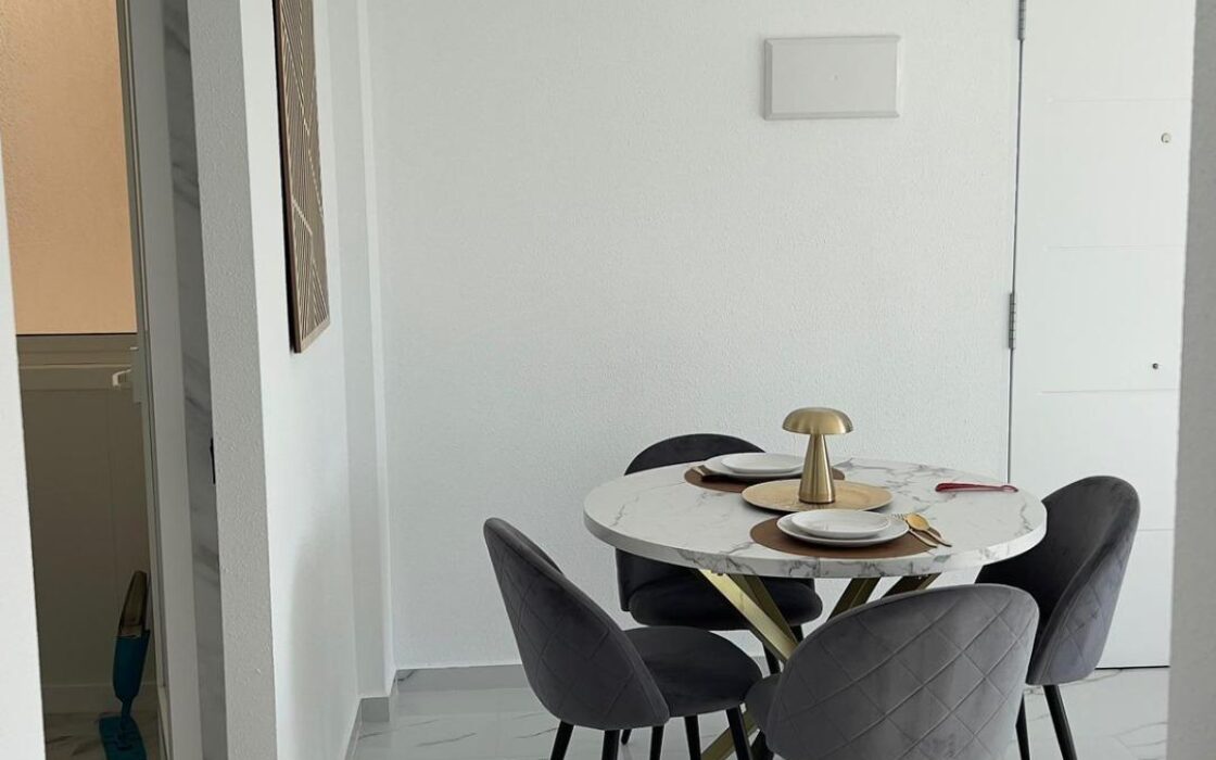 Затишна 2-кімнатна квартира в Плая-Фламенка біля моря 50 кв.м