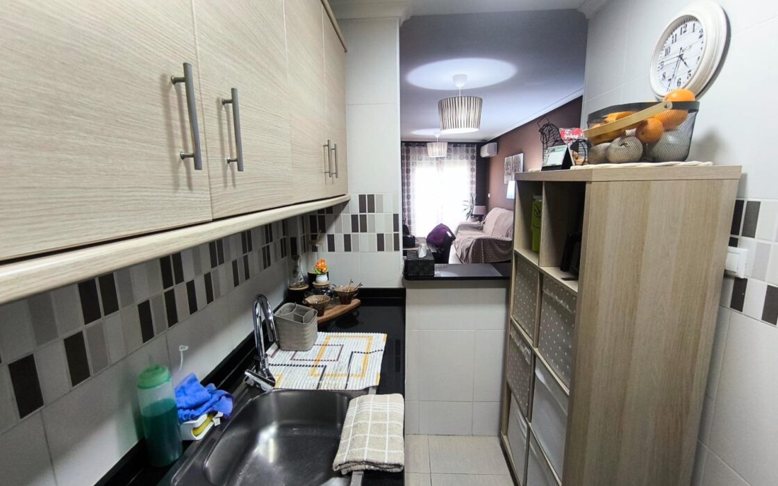 Апартаменты с террасой в Торревьехе 82 кв.м 3 комнаты