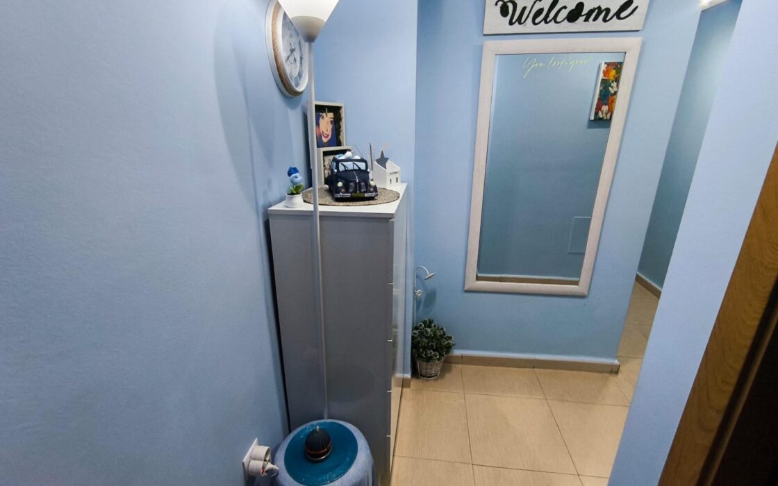 Апартаменты с террасой в Торревьехе 82 кв.м 3 комнаты