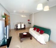 Апартамент 84 кв.м в Торревьехе с балконом 2007 года