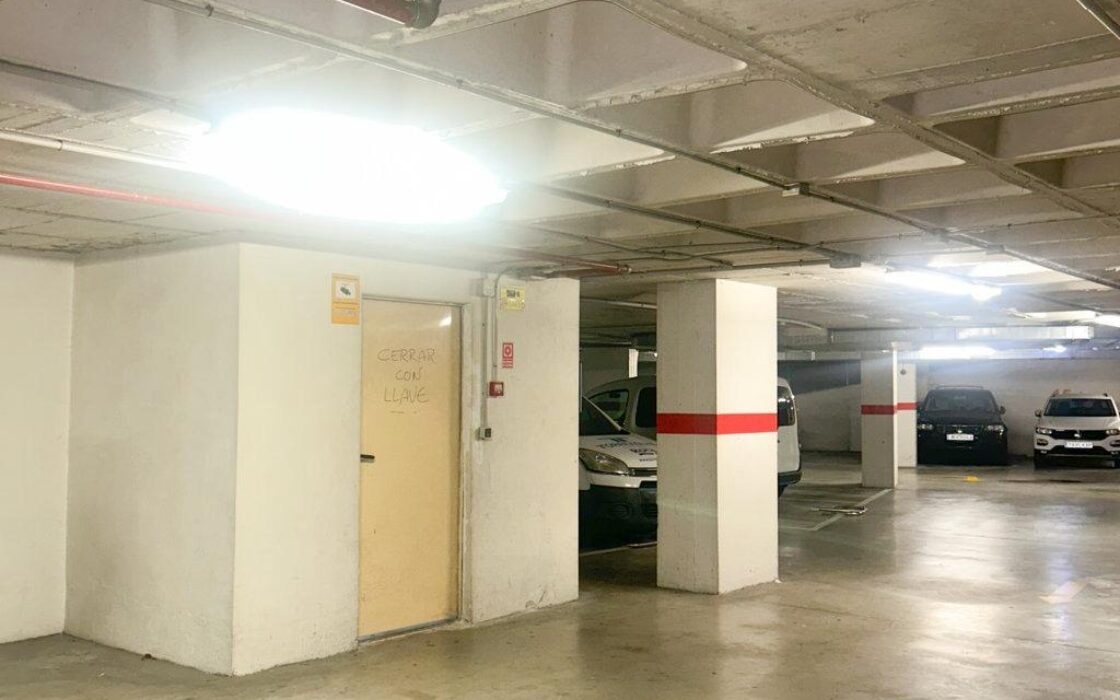 Апартамент 84 кв.м в Торревьехе с балконом 2007 года