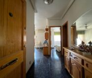 Апартаменты в Торревьехе 52 кв.м с террасой у моря