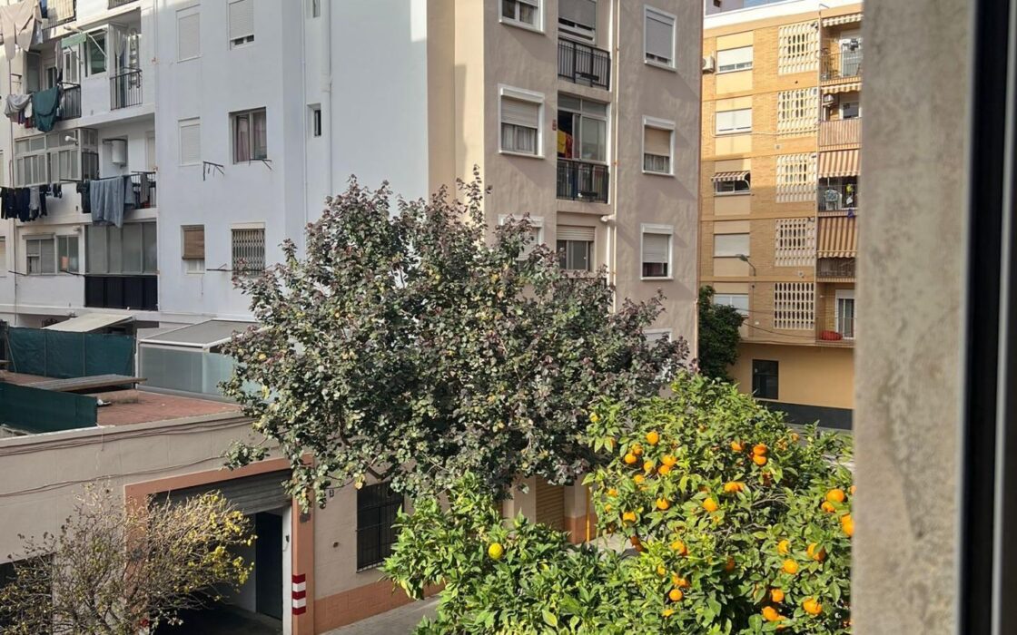 Апартаменти у Валенсії 81 кв.м з балконом в Marxalenes