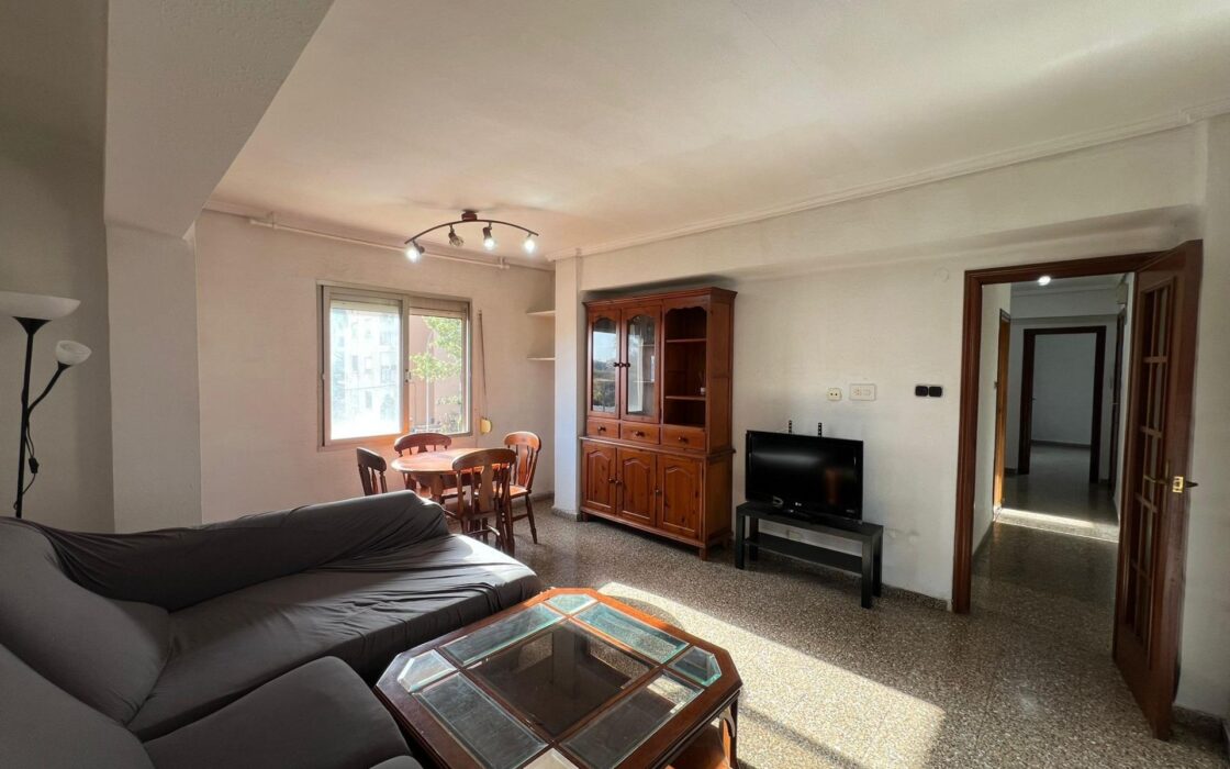 Апартаменти у Валенсії 81 кв.м з балконом в Marxalenes