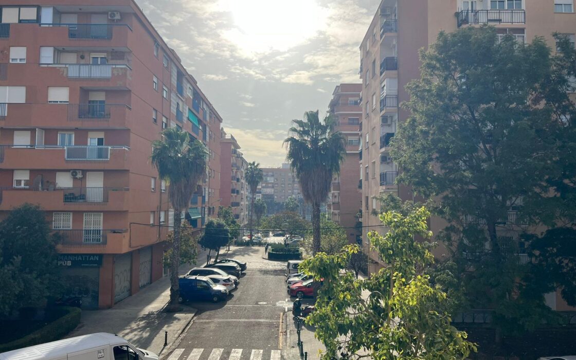 Апартаменти у Валенсії 81 кв.м з балконом в Marxalenes