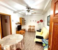 Апартаменты в Торревьехе 85 кв.м с террасой у моря