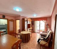 Апартамент в Торревьехе 68 кв.м с террасой у моря