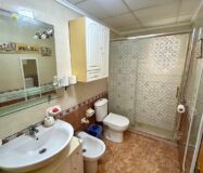 Апартамент в Торревьехе 68 кв.м с террасой у моря