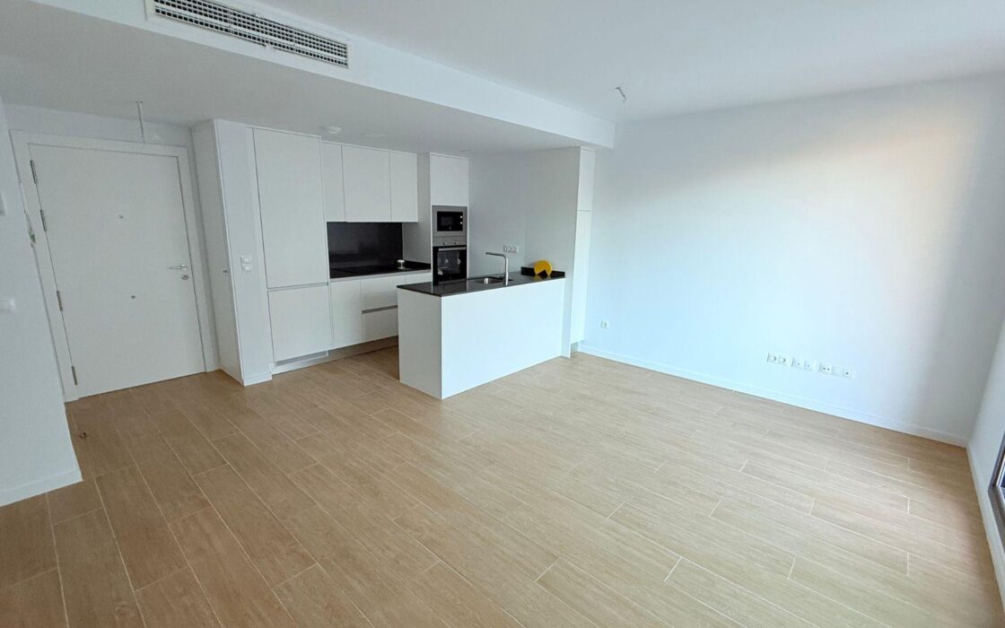 Сучасна квартира в Дении 81 кв.м з терасою біля моря