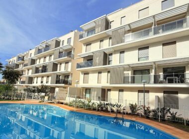 Сучасна квартира в Дении 81 кв.м з терасою біля моря