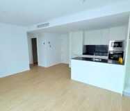 Сучасна квартира в Дении 81 кв.м з терасою біля моря