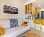 Нова квартира біля моря у Фінестраті з терасою та басейном