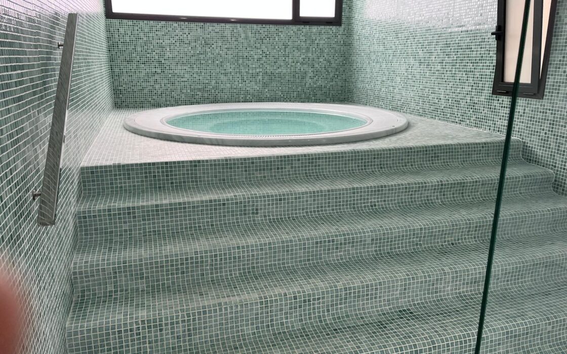 Нова квартира біля моря у Фінестраті з терасою та басейном