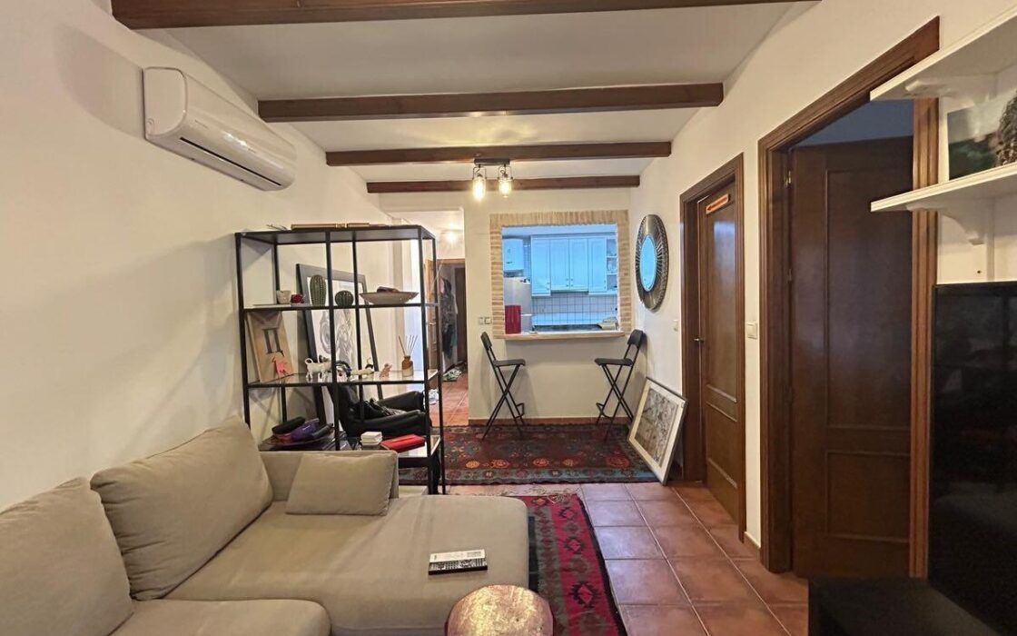 Апартаменты в Торревьехе 62 кв.м с террасой у моря