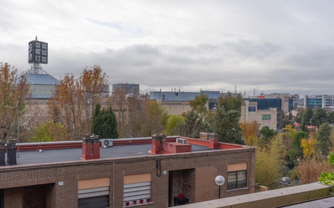 Квартира з терасою в El Soto de la Moraleja 46 кв.м.