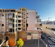 Апартаменты 70 кв.м в Торревьехе с бассейном у пляжа