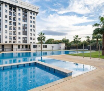 Апартаменти 97 кв.м з терасою в Аліканте біля моря