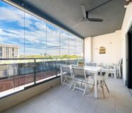 Апартаменты 97 кв.м с террасой в Аликанте у моря