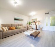 Апартаменты 97 кв.м с террасой в Аликанте у моря