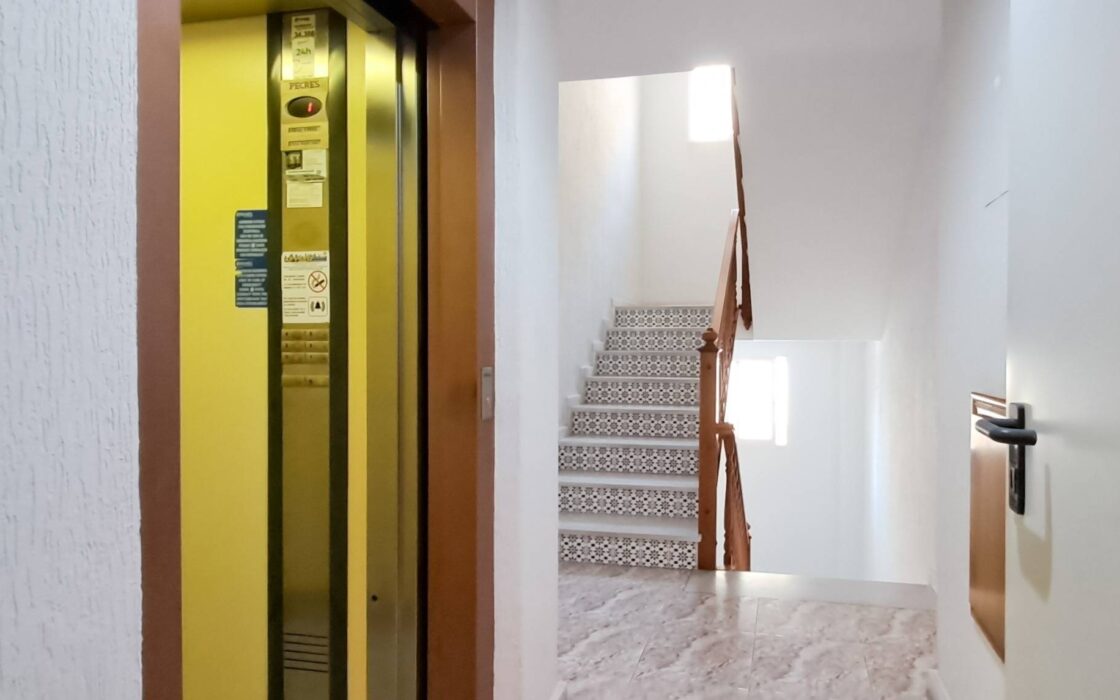 Апартаменты 67 кв.м в Торревьехе 550 м от моря с террасой