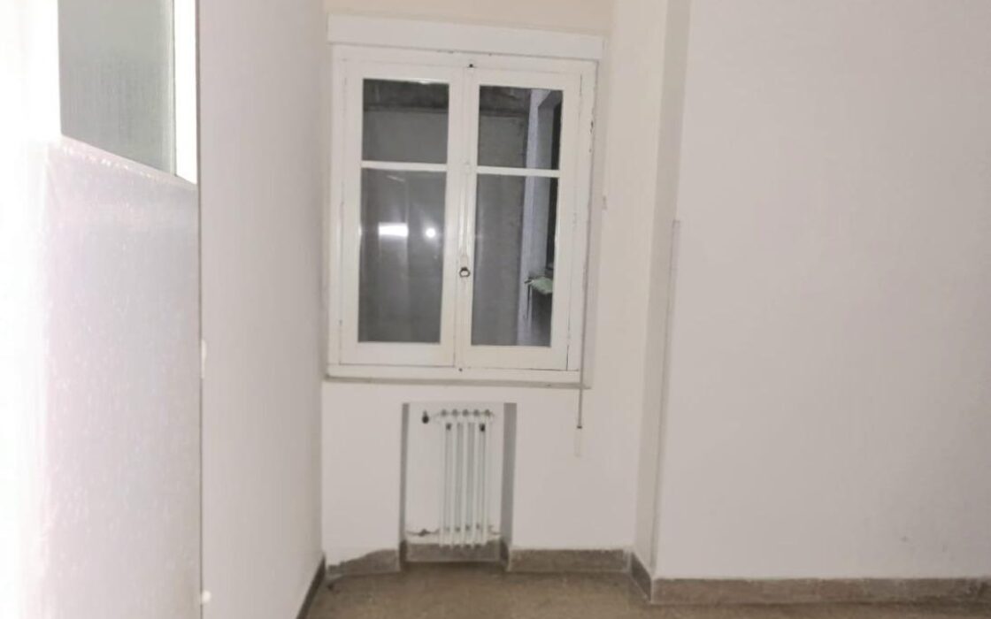 Апартаменты в Хихоне 107 кв.м с лифтом и 4 комнатами