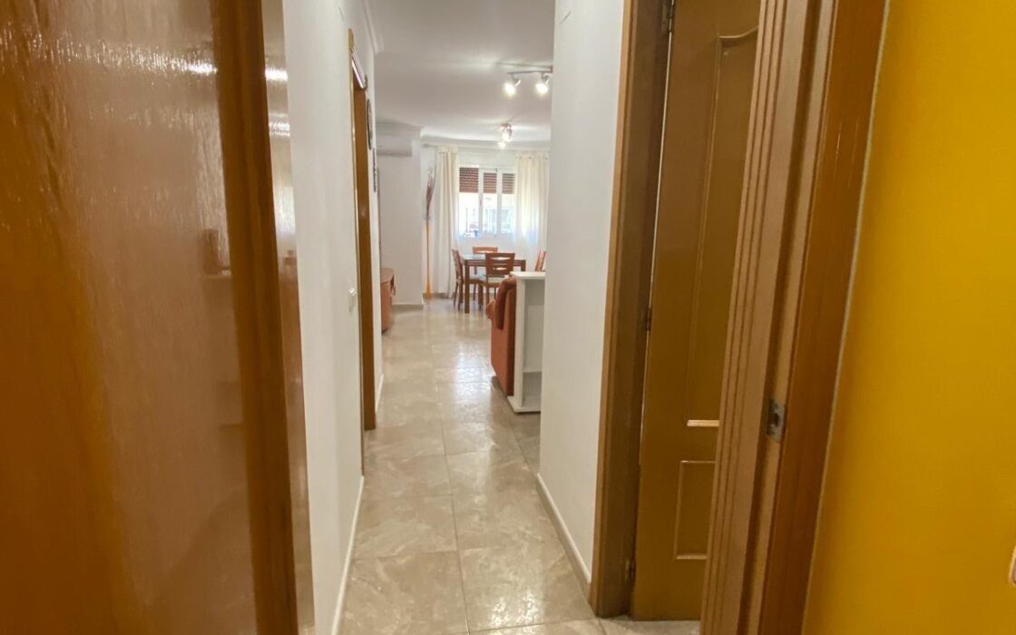 Апартаменты 76 кв.м в Торревьехе 700 м до моря