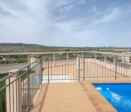 Квартиры с террасой в Сан-Мигель-де-Салинас, 2-3 комнаты