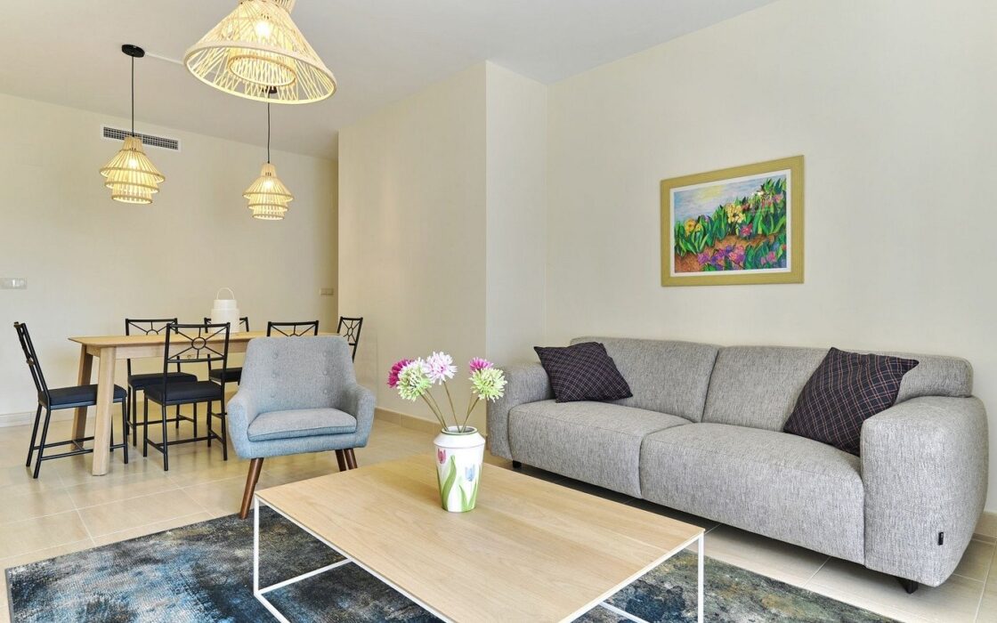 Квартиры с террасой в Сан-Мигель-де-Салинас, 2-3 комнаты