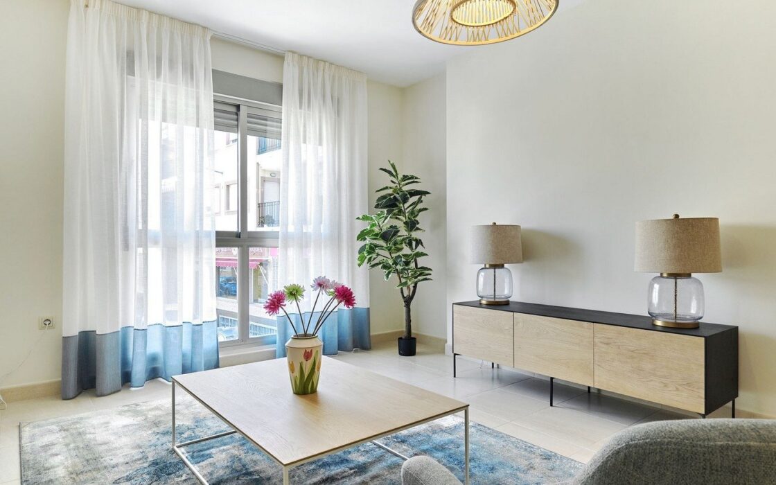 Квартиры с террасой в Сан-Мигель-де-Салинас, 2-3 комнаты