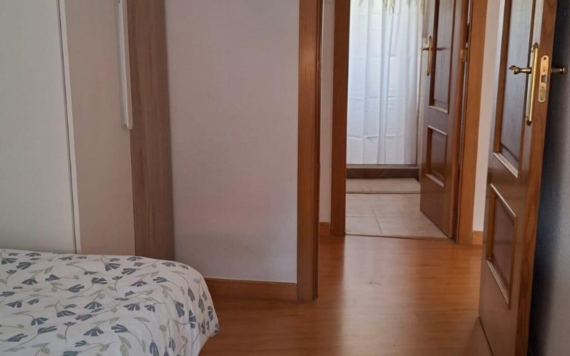 Апартаменты в Аликанте 70 кв.м с террасой у моря