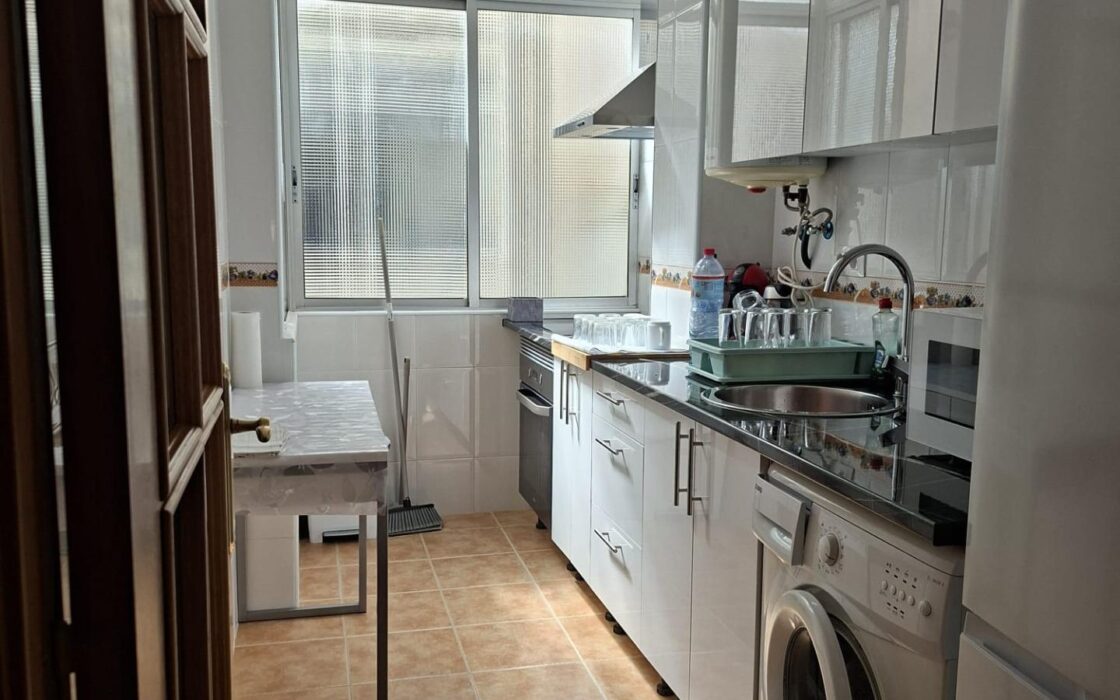 Апартаменты в Аликанте 70 кв.м с террасой у моря