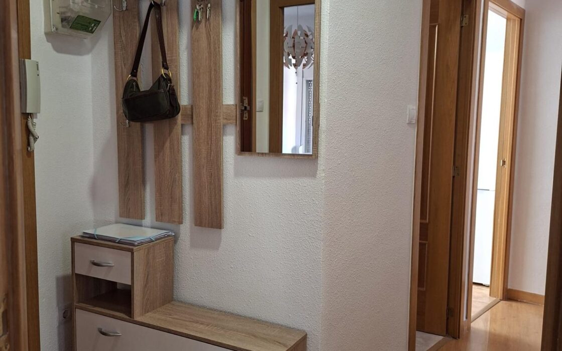 Апартаменты в Аликанте 70 кв.м с террасой у моря