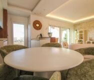 Апартаменти 81 кв.м в Рохалес з балконом та басейном