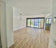 Апартаменти 121 кв.м в Аликанте з терасою та басейном