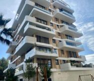 Апартаменти 121 кв.м в Аликанте з терасою та басейном