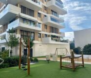 Апартаменти 121 кв.м в Аликанте з терасою та басейном