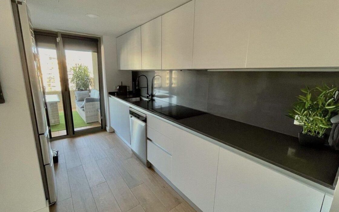 Апартаменти з видом на море в Аліканті 138 кв.м 4 кімнати