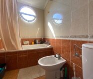 Просторная квартира в Торревьехе 75 кв.м с террасой у моря