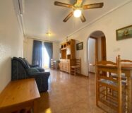 Просторная квартира в Торревьехе 75 кв.м с террасой у моря