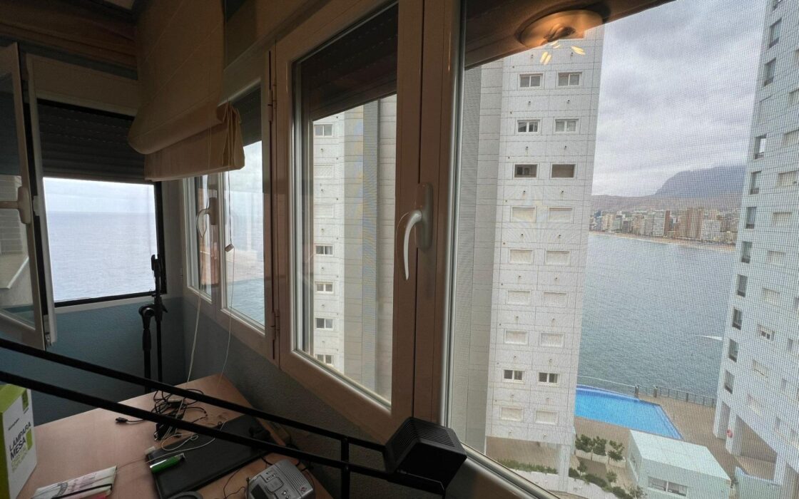 Апартаменты в Бенидорме 132 кв.м с видом на море