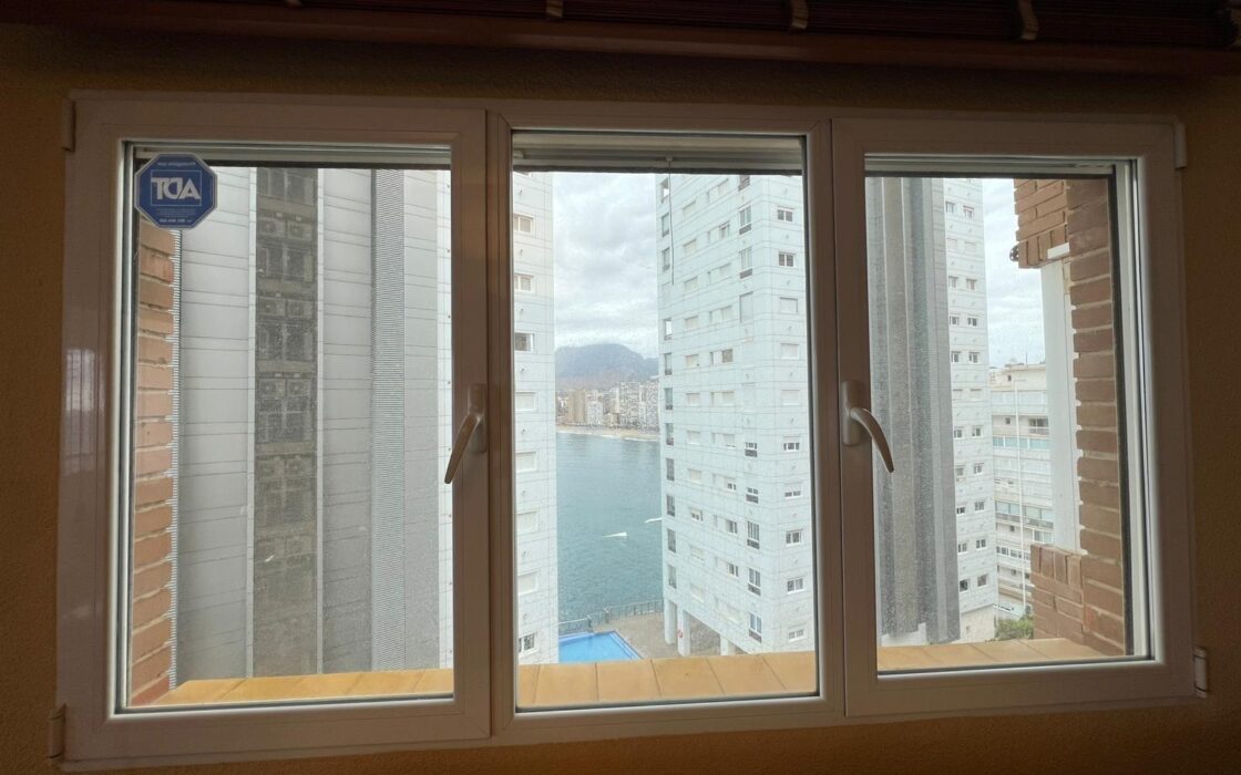 Апартаменты в Бенидорме 132 кв.м с видом на море