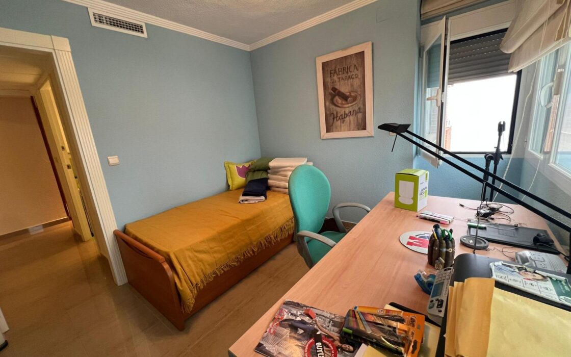 Апартаменты в Бенидорме 132 кв.м с видом на море