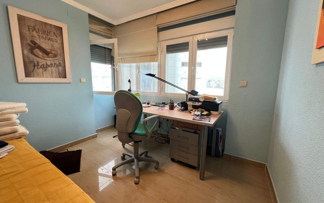 Апартаменты в Бенидорме 132 кв.м с видом на море